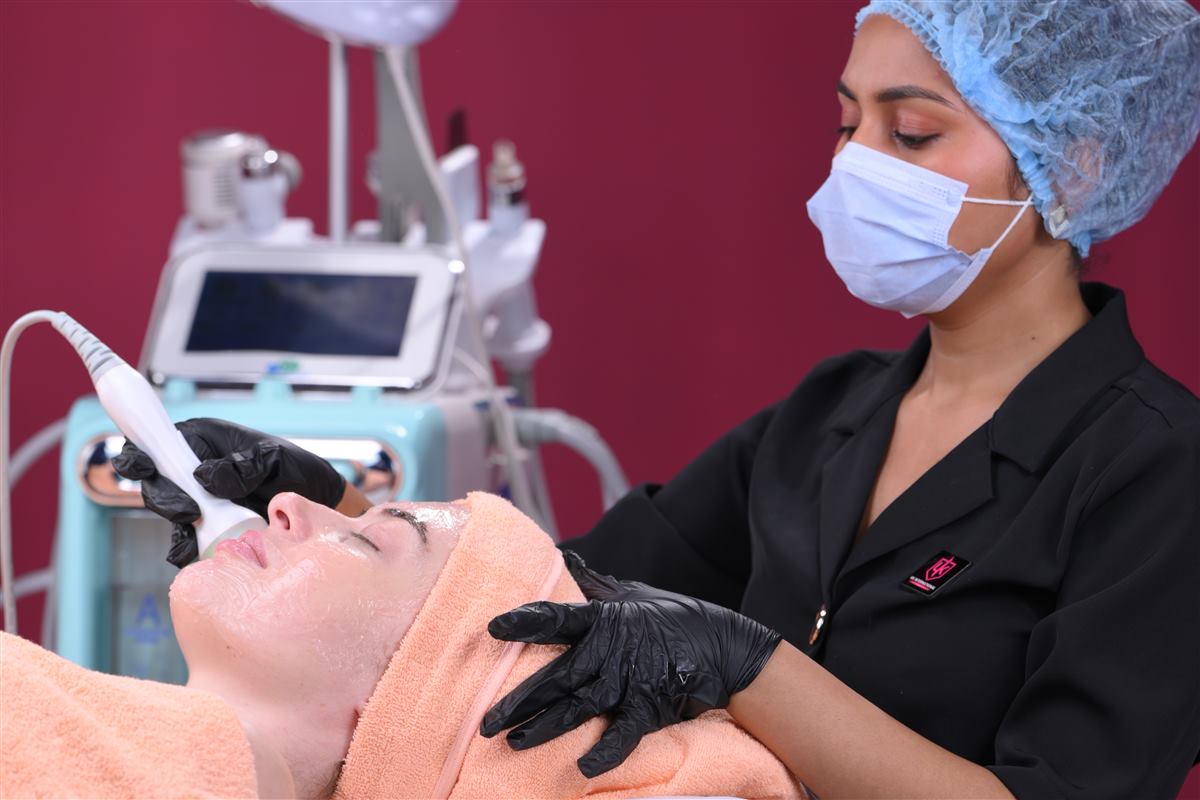 CIDESCO aesthetic treatment training
